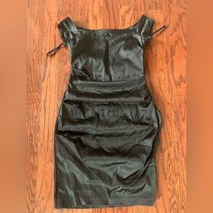 Besty & Adam Black Off Shoulder Stretch Satin Sheath Dress Size 10